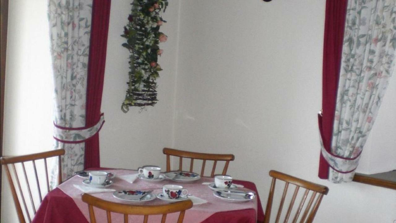 Sorli Pension Bodensdorf Buitenkant foto